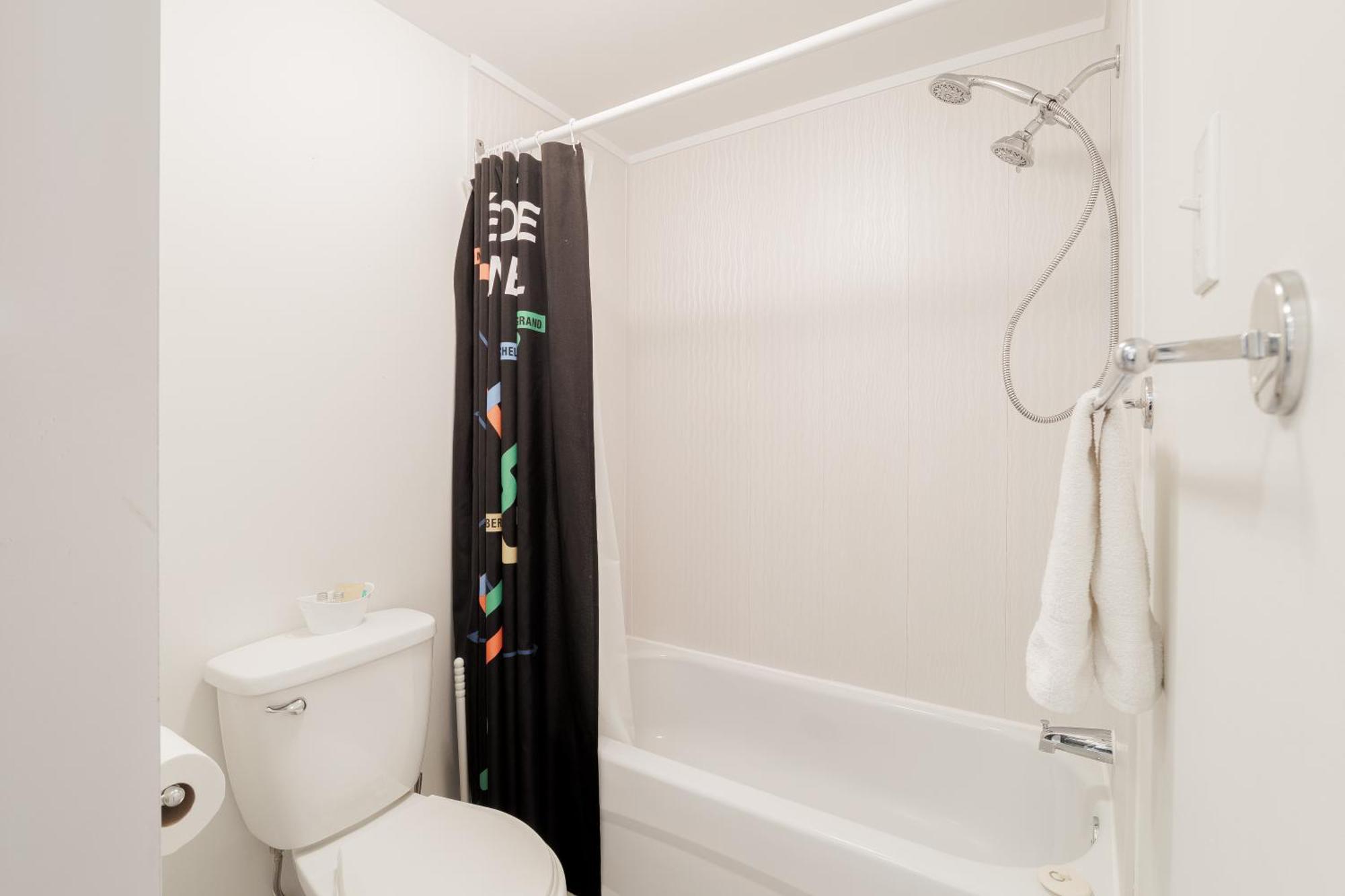 Chez Sarah: Themed Cozy Loft Apartamento *
